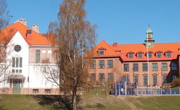 Hovedbygningene på Østensjø skole